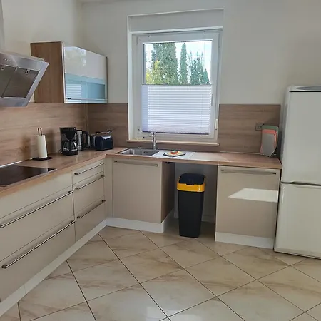 Mit Kamin Und Garten - 10 Minuten Von Templin Apartment *